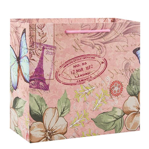 paper bag with rope handle